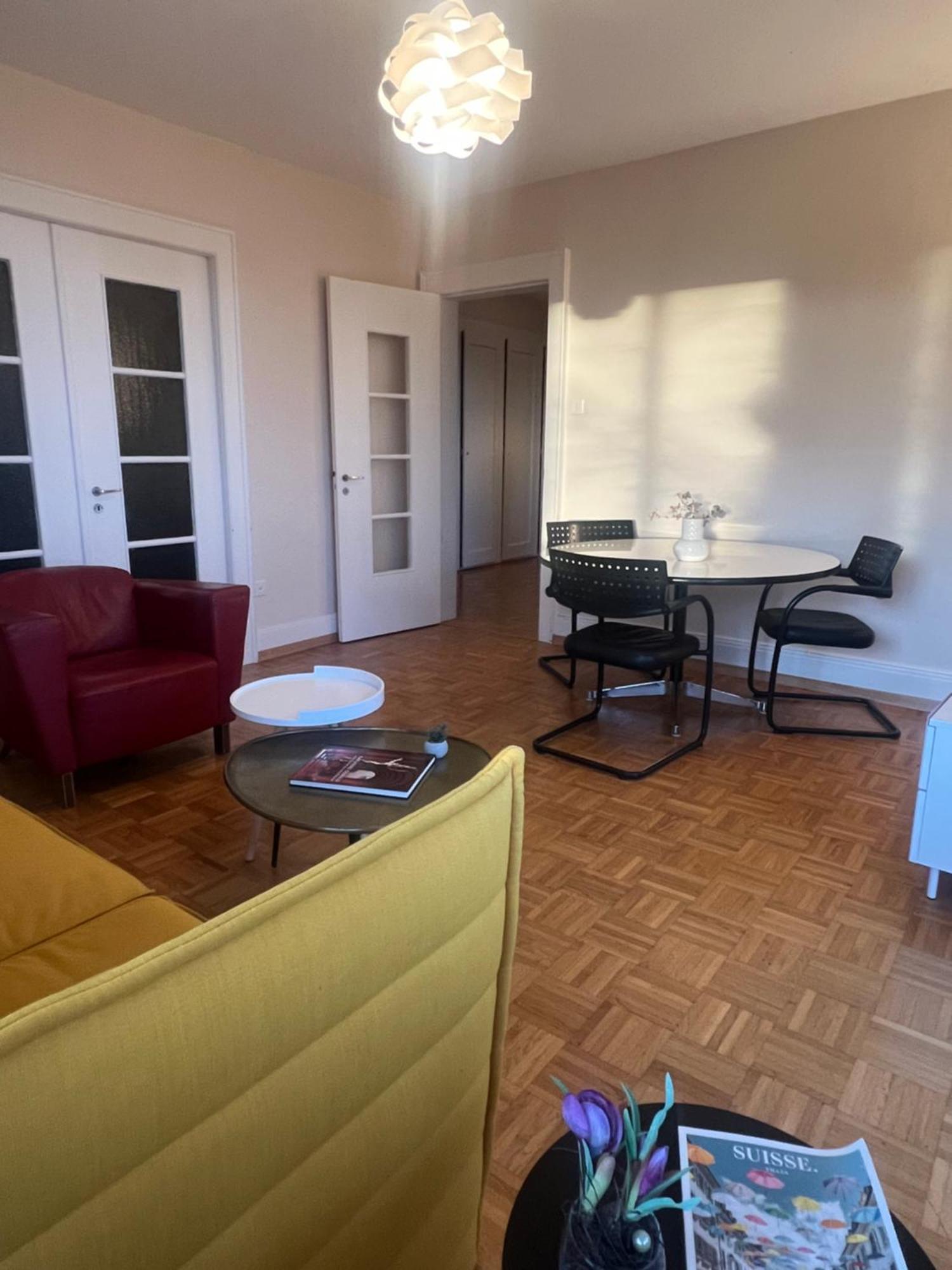 Alpes 54 Apartamento Neuchâtel Exterior foto